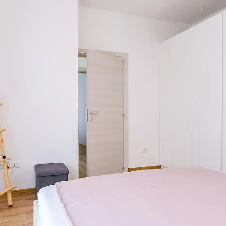 Vila Aria - Family Friendly In For 6 People With Private Swimming Pool *