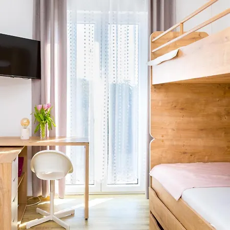 Vila Aria - Family Friendly In For 6 People With Private Swimming Pool Pula